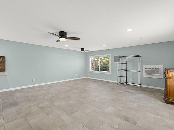 3rd image of 114 NE 4th Ave #114