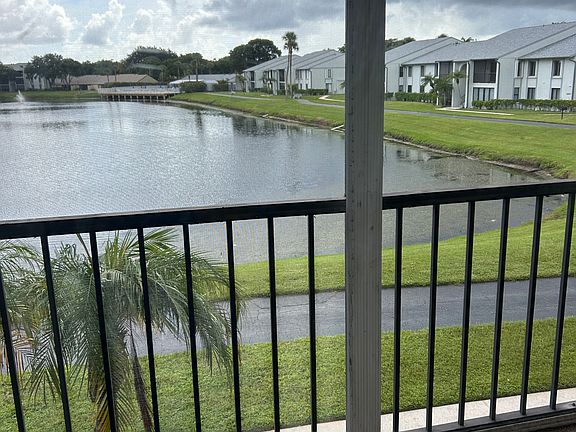 Prime location facing East. Tropical breezes