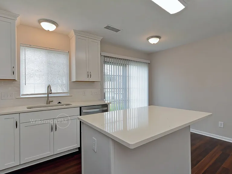 7507 Double Springs Ct — Photo 17