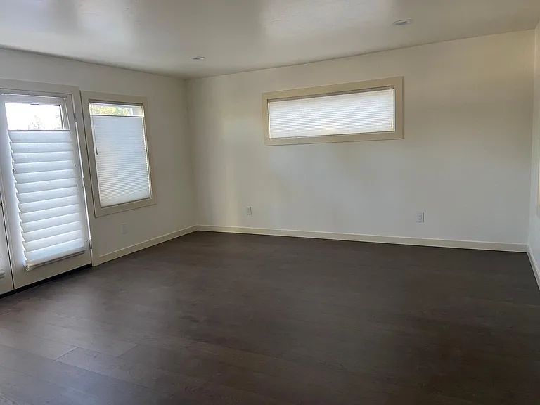 Upstairs bedroom with Deck and Jack and Jill bath