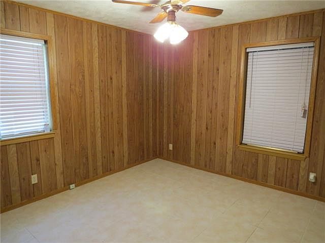 1st image of 213 Cherry Ln