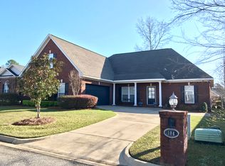 104 Tattnall Dr, Dothan, AL 36301