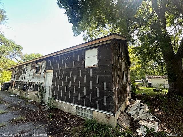 16891 Fenton St, photo 19