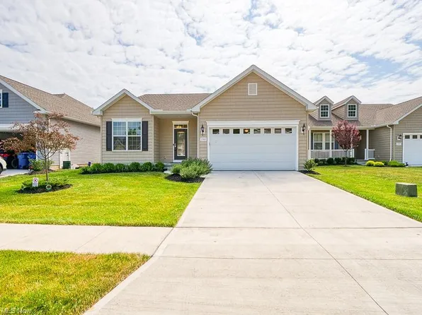 3743 Heron Dr, Lorain, OH 44053