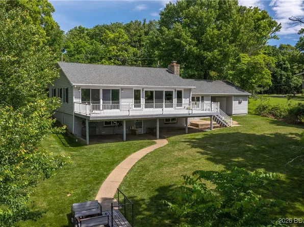 288 Oak Ridge Dr, Lake Ozark, MO 65049