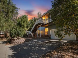 472 E Kalmia St, Fallbrook, CA 92028