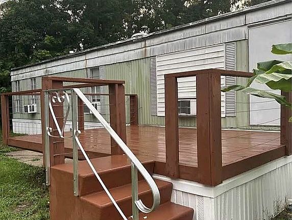 2nd image of 10085 N Loop Rd #9