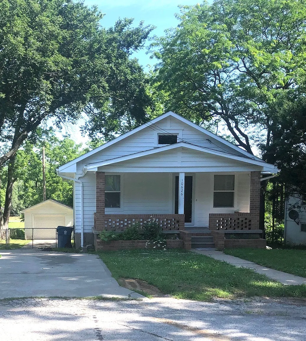 2 bed, 768 sqft, $1,150 — Photo 2