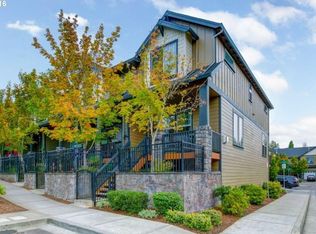 1407 NE Lockheart Ln, Hillsboro, OR