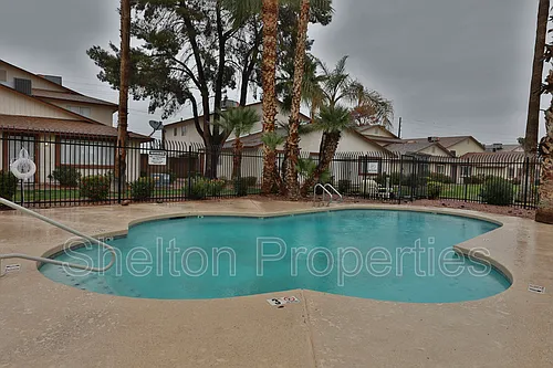 860 E Brown Rd Photo 1