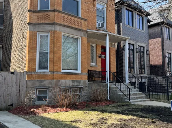 1423 W Belle Plaine Ave Unit 2, Chicago, IL 60613