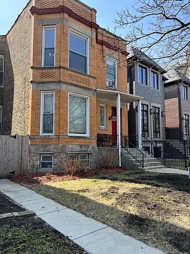 1423 W Belle Plaine Ave Photo 1