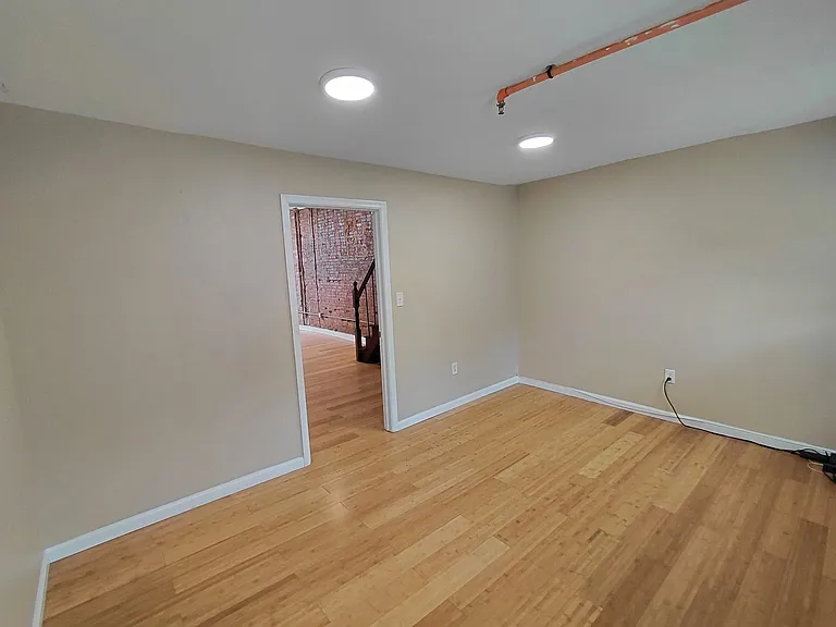2457 Frankford Ave #2F — Photo 8