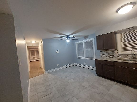 3rd image of 7956 S Kedzie Ave Floor 1