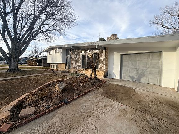 3rd image of 7139 W 74th Ave