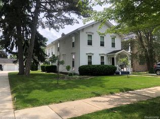 501 W 3rd St, Rochester, MI 48307