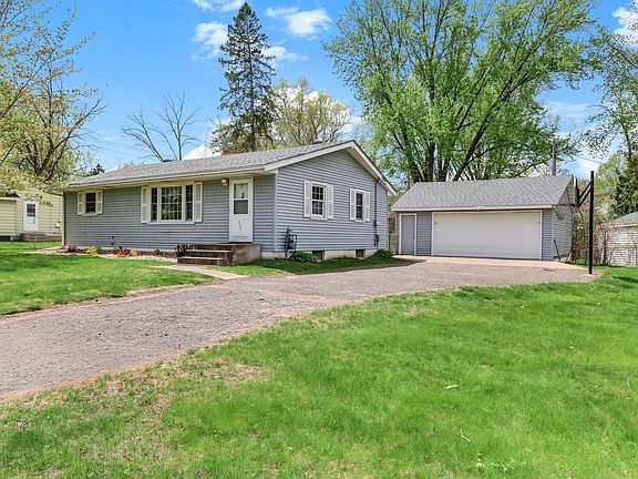 2nd image of 364 Meadow Ln