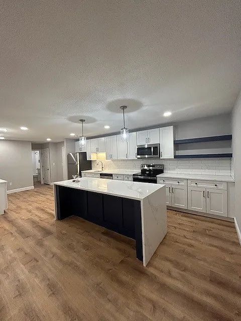 Royale Apartments