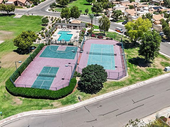 3rd image of 2642 N EL DORADO Place