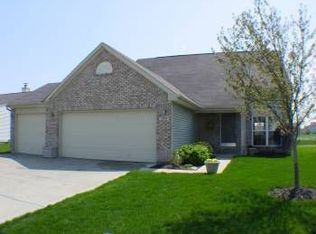 10863 Ashwood Dr, Fishers, IN 46038