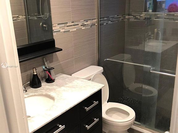 4th image of 5375 SW 40th Ave APT 102