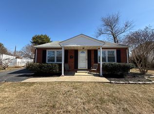 325 S Booth Dr, New Castle, DE 19720