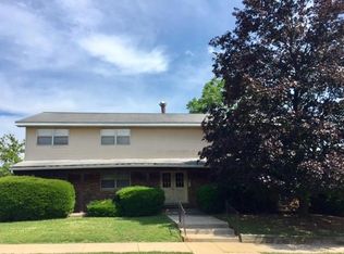 7116 N Miramar Dr APT D, Peoria, IL