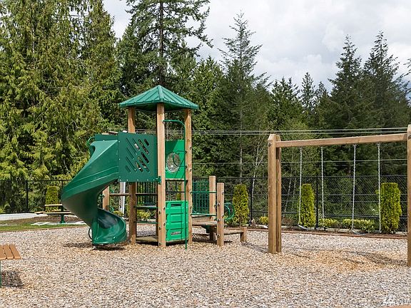 2nd image of 24054 NE 14th St #Lot82