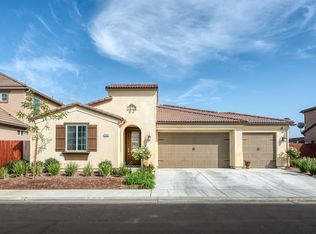 3587 Descanso Ave, Clovis, CA 93619