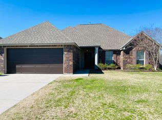 14331 Summerset Dr, Gonzales, LA 70737