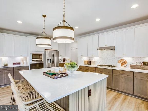 5th image of 11735 Robin Woods Cir