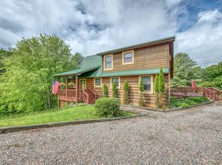 390 Laurelwood Ln, Mountain City, TN 37683
