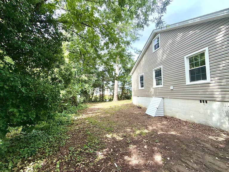 1871 Merritt Dr — Photo 21