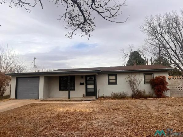 908 Carter Pl, Carlsbad, NM 88220