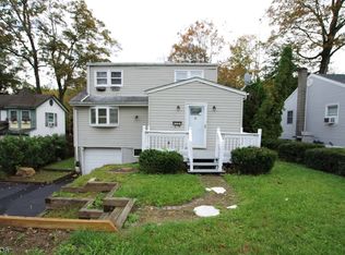 6 Cove Rd, Mount Arlington, NJ 07856