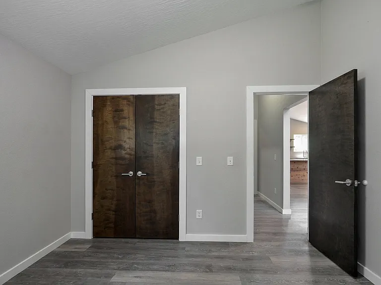 653 S Fairway Ave — Photo 25