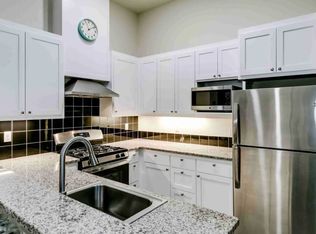 607 E Main St #206, Cottage Grove, OR 97424
