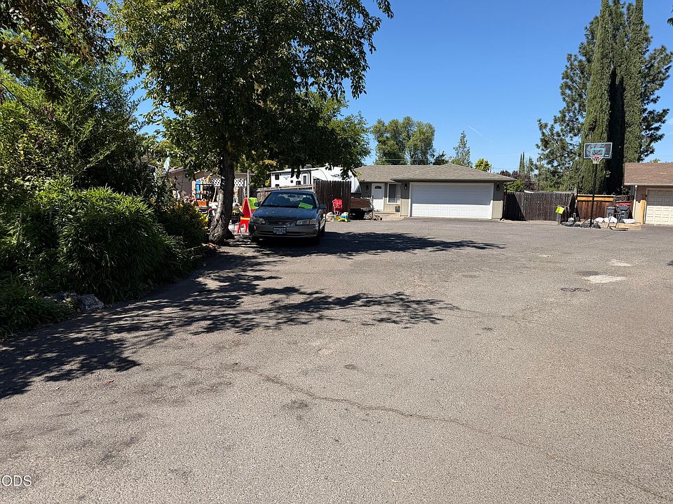 1st image of Grand Ave