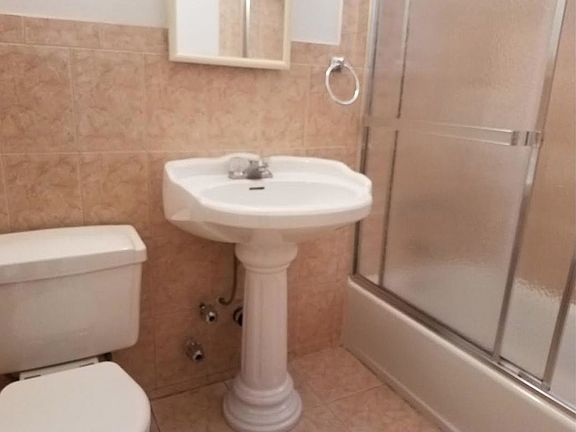 5th image of 218 W 104th St APT 4B