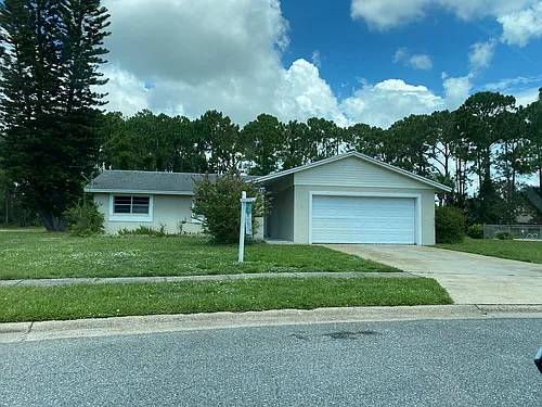 4540 Camelot Dr Photo 1