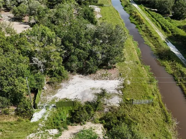 21611 NW 264th St, Okeechobee, FL 34972