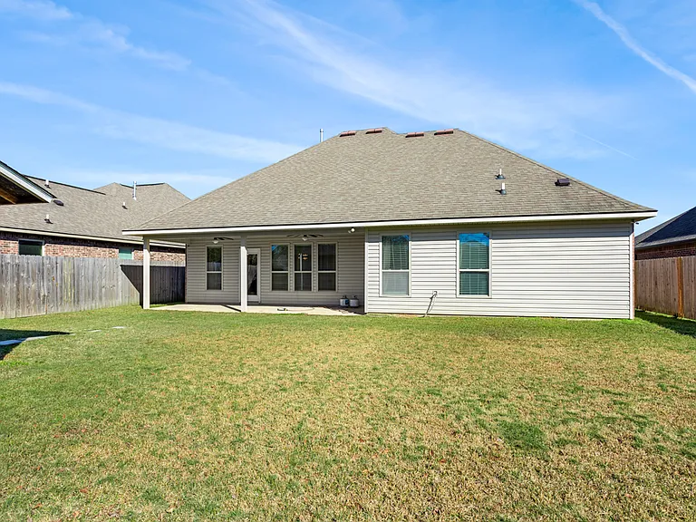 9340 Falling Oak Dr — Photo 13