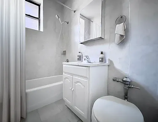 Rented by Vector New York, LLC | media 9