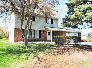 3480 S Cari Adam Ct, New Berlin, WI 53146