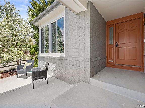2nd image of 550 W Willow Court