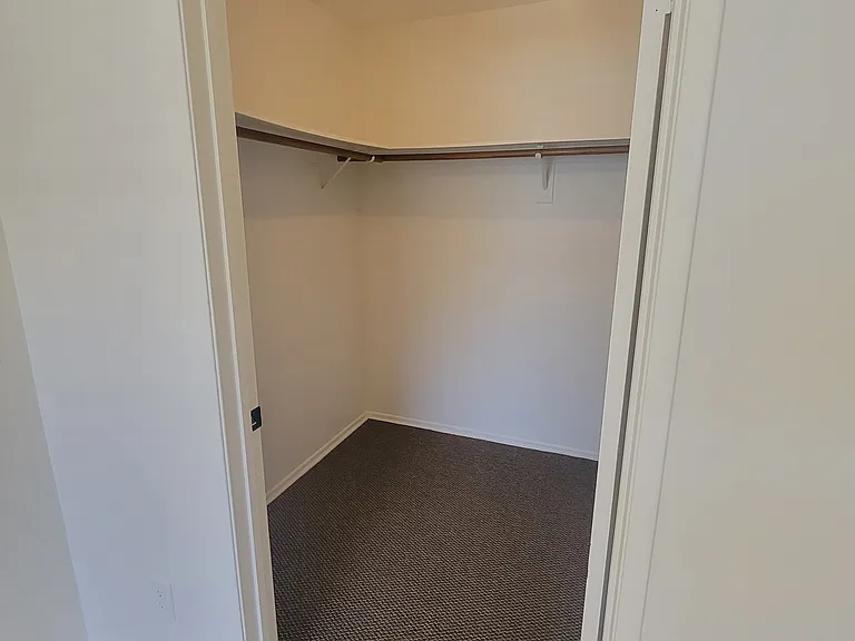 4025 Oakwood Ave #2 — Photo 6