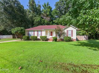 58 Dyer Creek Ln, Jackson, TN 38305