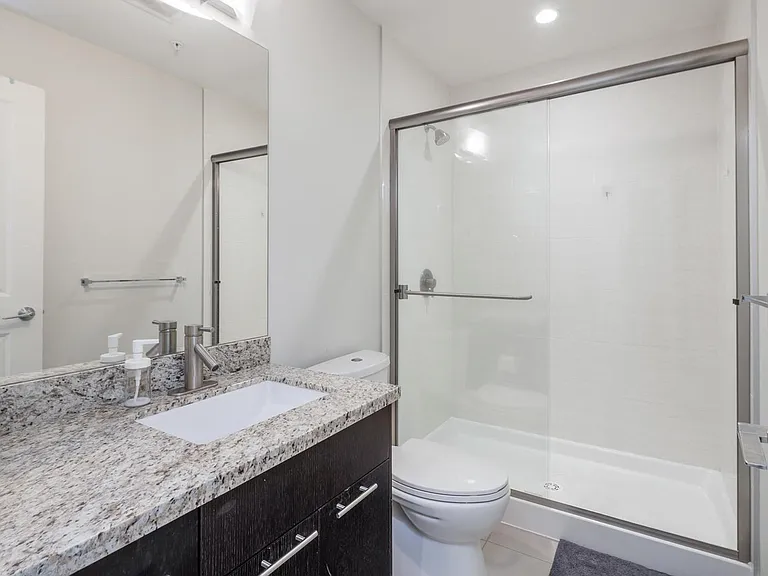 2970 King George Blvd #324 — Photo 18