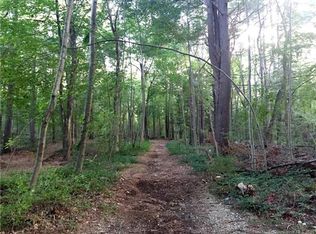 1 Jason Hts, Thompson, CT 06277