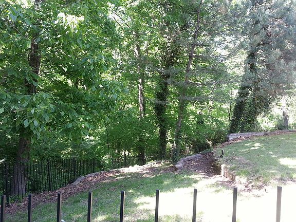 3rd image of 2908 Woodbridge Creek Dr